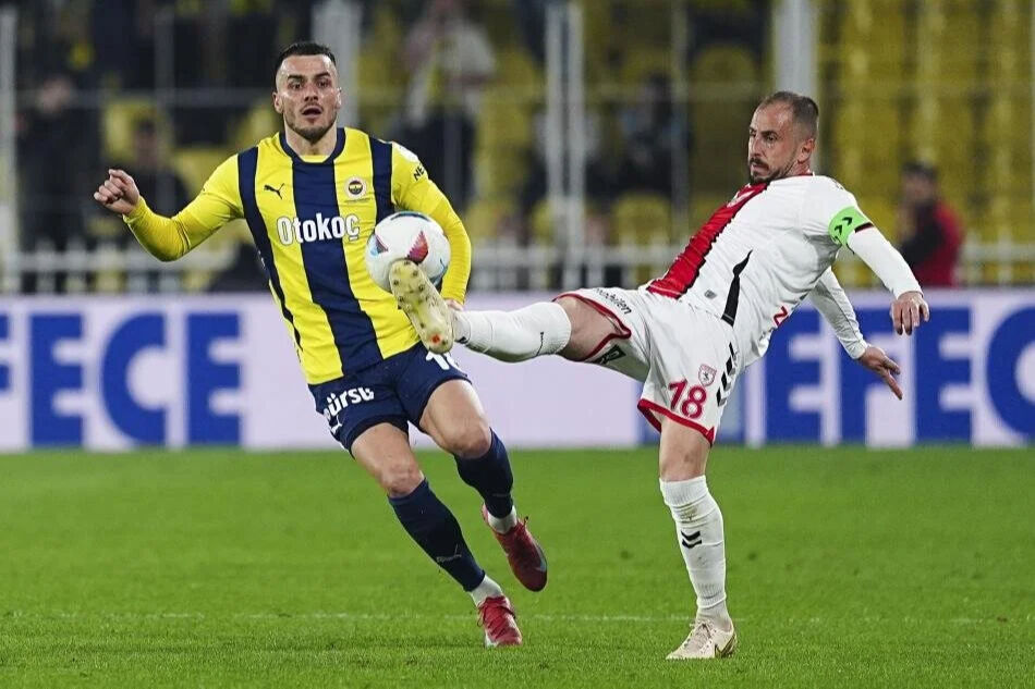 Fenerbahçe, Filip Kostic transferinde mutlu sona yakın! Fenerbahçe, Filip Kostic transferinde mutlu sona yakın! - 1. Resim