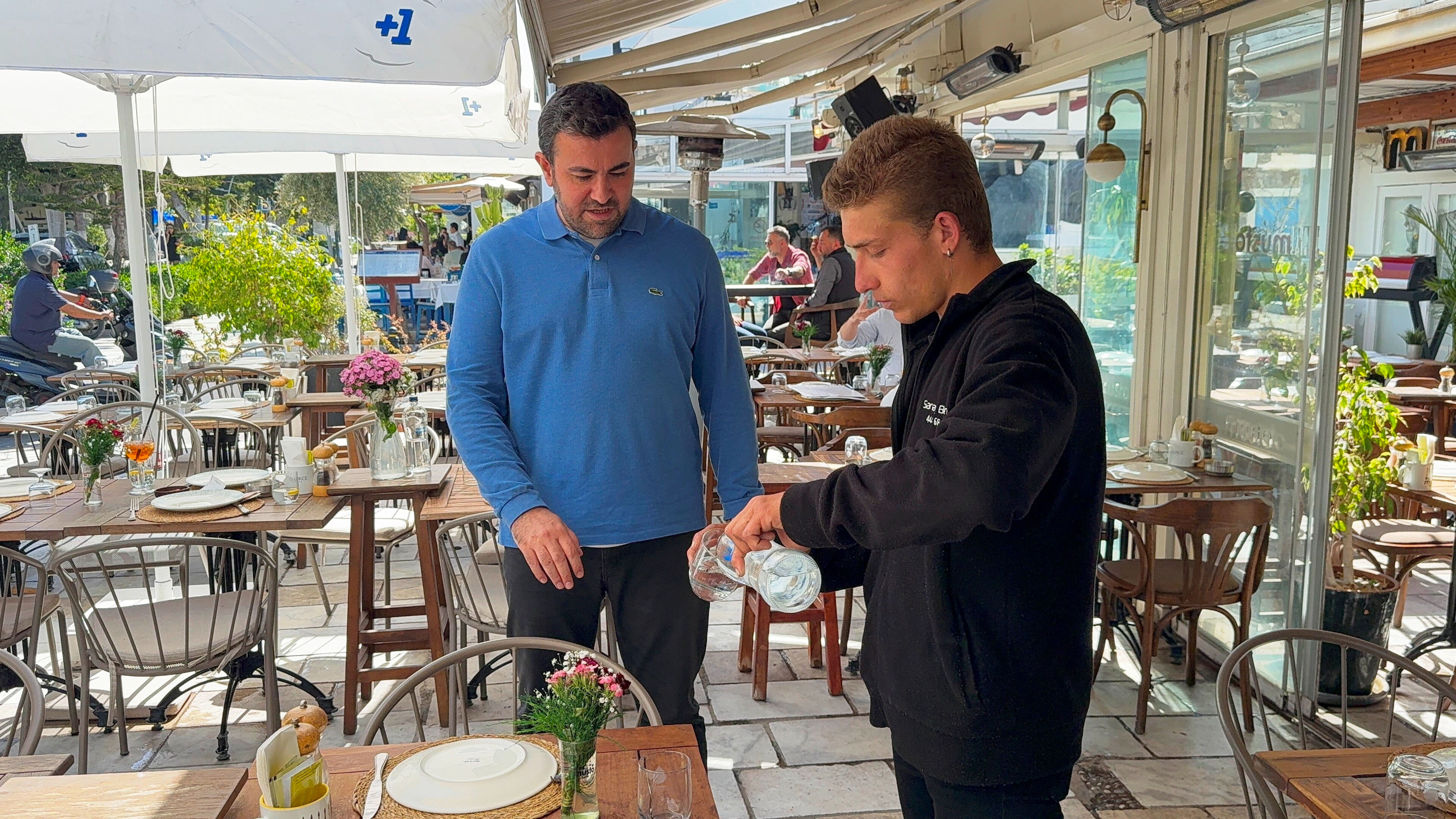 Sokakta yaşıyordu! Çöpte bulduğu altınları karakola teslim etti, hayatı değişti Sokakta yaşıyordu! Çöpte bulduğu altınları karakola teslim etti, hayatı değişti - 4. Resim
