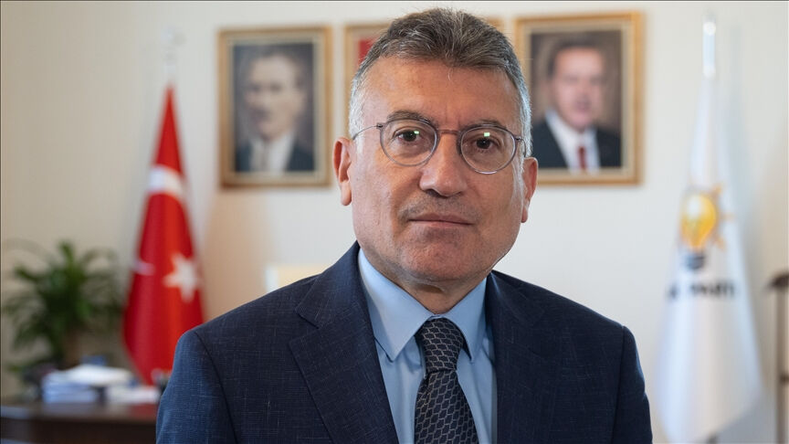 TBMM'deki Can Atalay skandalına tepkiler çığ gibi: AK Parti'den CHP'ye  TBMM'deki Can Atalay skandalına tepkiler çığ gibi: AK Parti'den CHP'ye