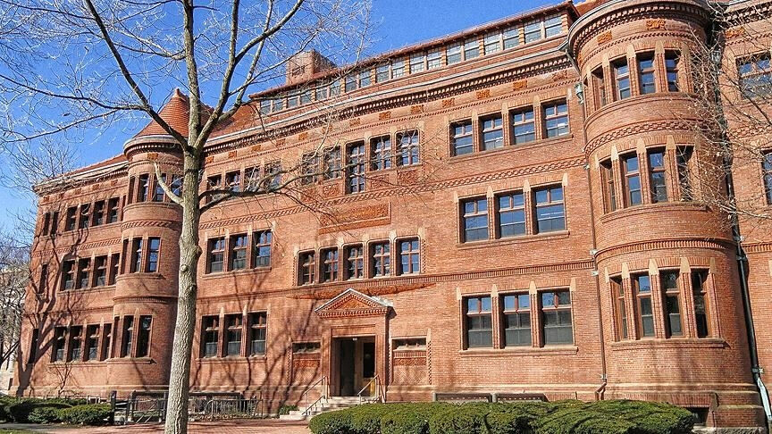 Trump ve Harvard arasında ipler geriliyor! Yabancı öğrenci statüsünü kaybedebilir Trump ve Harvard arasında ipler geriliyor! Yabancı öğrenci statüsünü kaybedebilir - 1. Resim