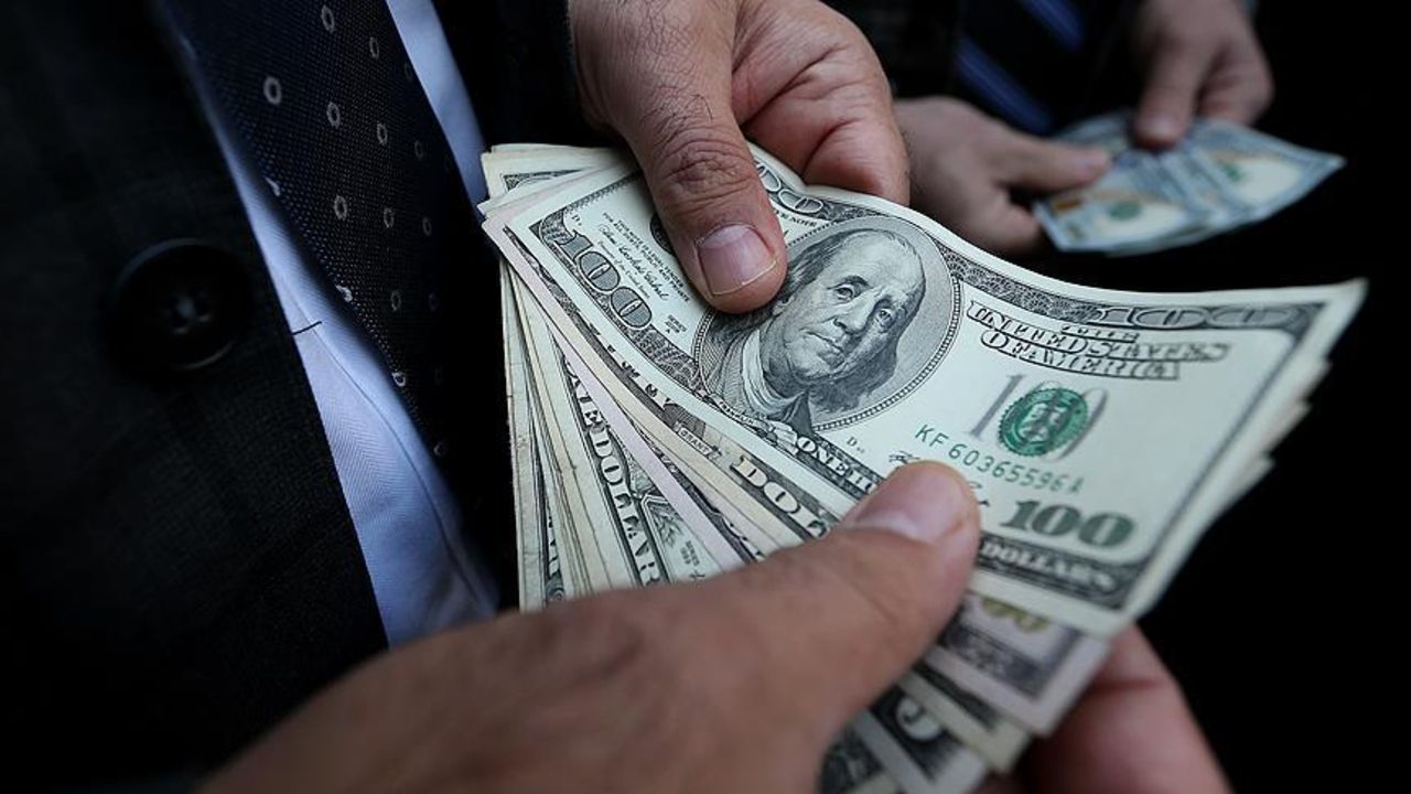 Dolar ve Euro haftayı nasıl kapatıyor? TCMB’nin kararının ardından…