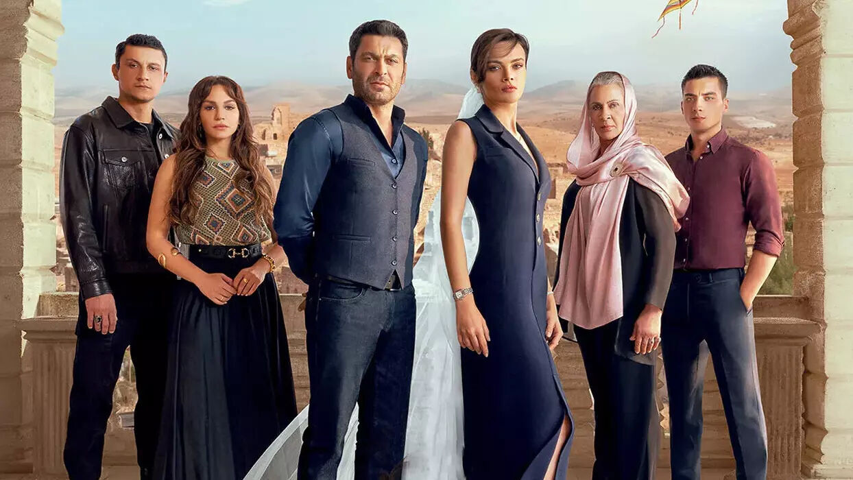 Uzak Şehir finali açıklandı! Reyting rekortmeni dizi sezon finaline yaklaşıyor - 1. Resim