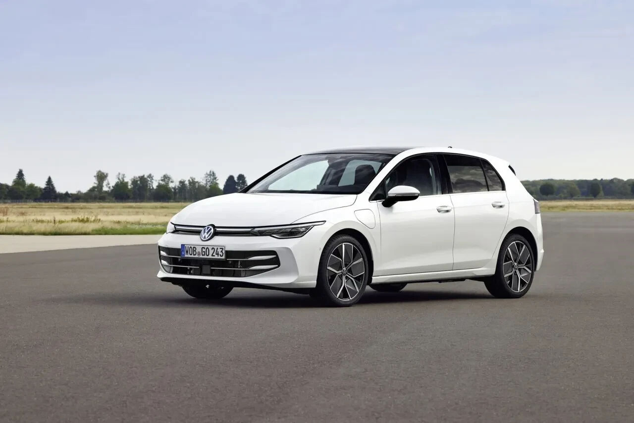 Volkswagen'den Türkiye'ye büyük zam! O modeller cep yakıyor Volkswagen'den Türkiye'ye büyük zam! O modeller cep yakıyor - 2. Resim