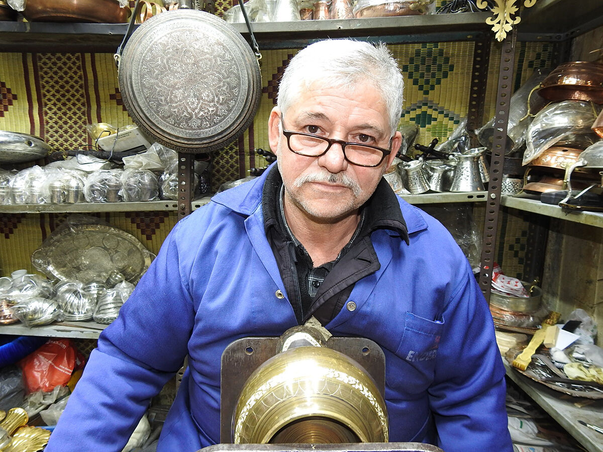 50 yıl aynı sesi dinledi! Gaziantepli usta unutulmaya yüz tutan mesleğini anlattı 50 yıl aynı sesi dinledi! Gaziantepli usta unutulmaya yüz tutan mesleğini anlattı - 3. Resim