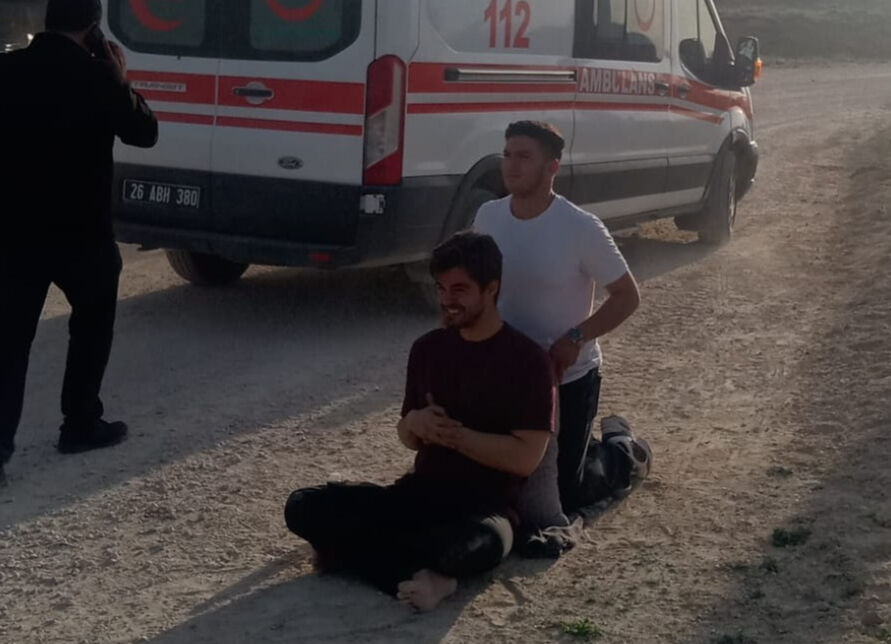 Aracı şarampole devrilmişti! İşte Berk Atan'ın sağlık durumu - 1. Resim