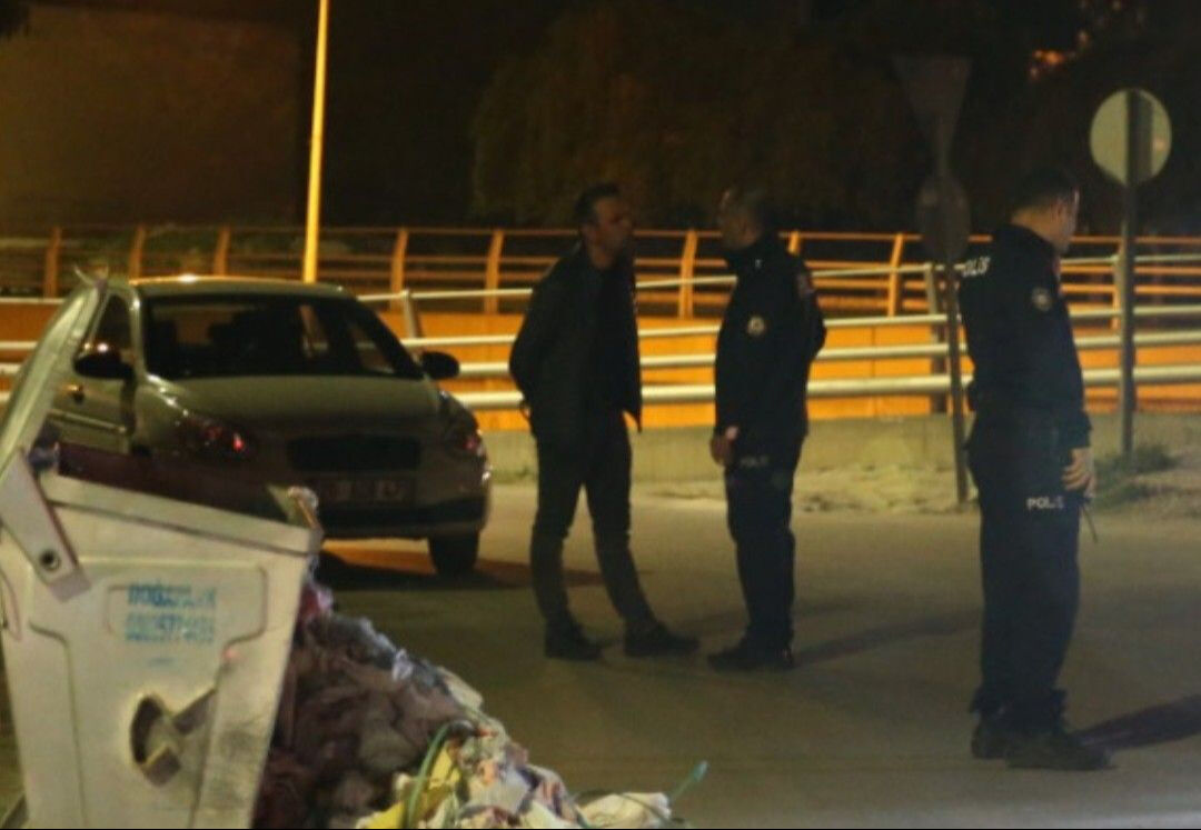 Bebeğini çöpe atan anneden kan donduran ifade! "Paniğe kapıldım" Bebeğini çöpe atan anneden kan donduran ifade! "Paniğe kapıldım" - 2. Resim