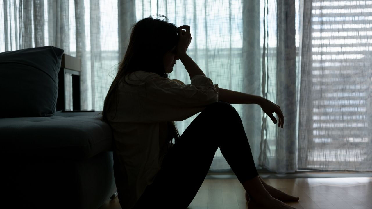 Bu depresyon türü kendini gülümsemeyle gizliyor! İşte 7 işareti - 4. Resim