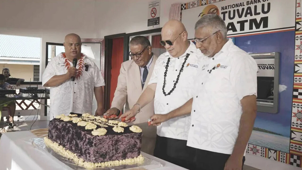 Dünyanın en az ziyaret edilen ülkelerinden biri! İlk kez ATM kullanacaklar Dünyanın en az ziyaret edilen ülkelerinden biri! İlk kez ATM kullanacaklar - 1. Resim