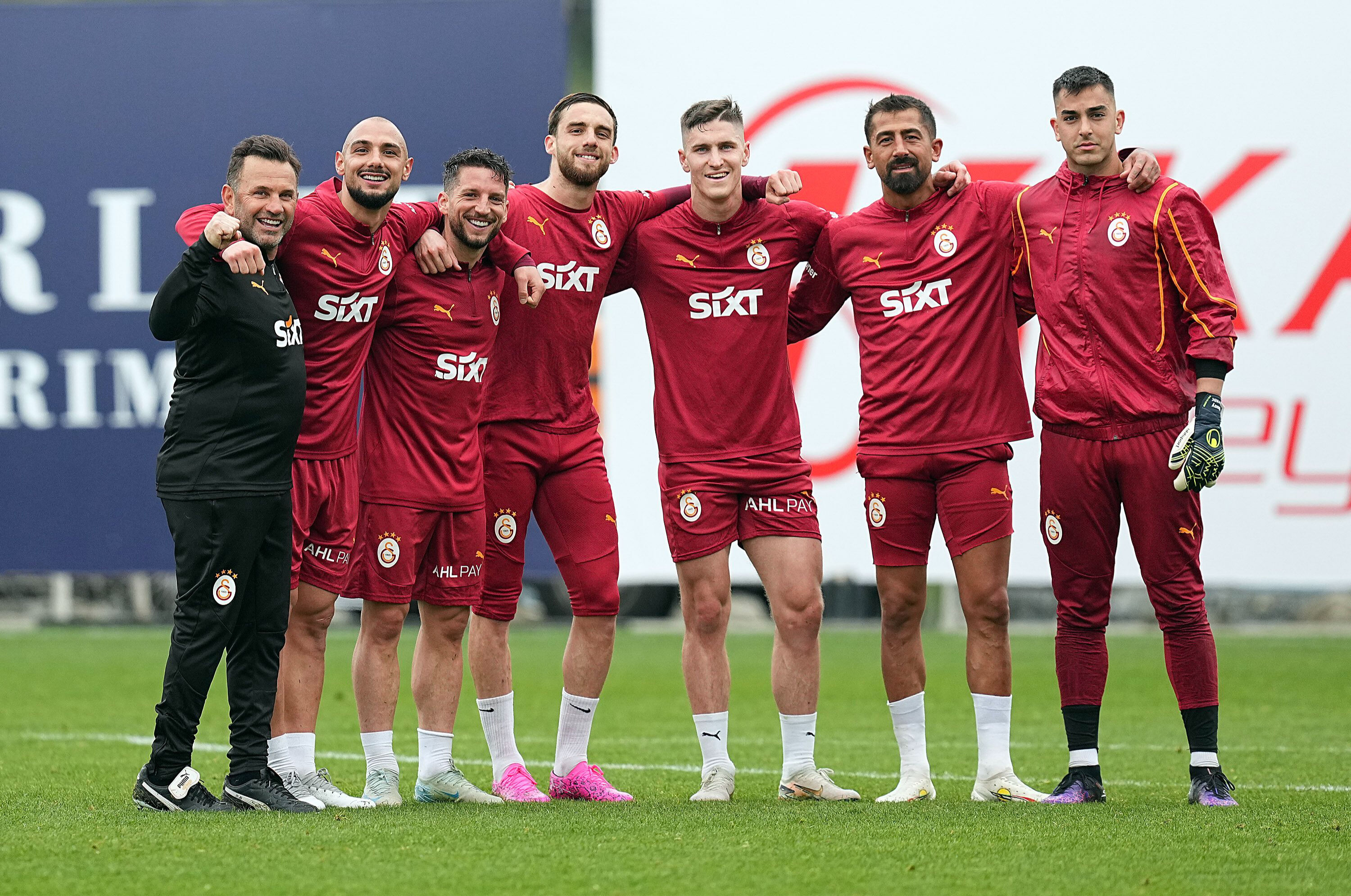5. yıldız yükleniyor! Galatasaray'da futbolcudan yönetime herkes inanıyor 5. yıldız yükleniyor! Galatasaray'da futbolcudan yönetime herkes inanıyor - 1. Resim