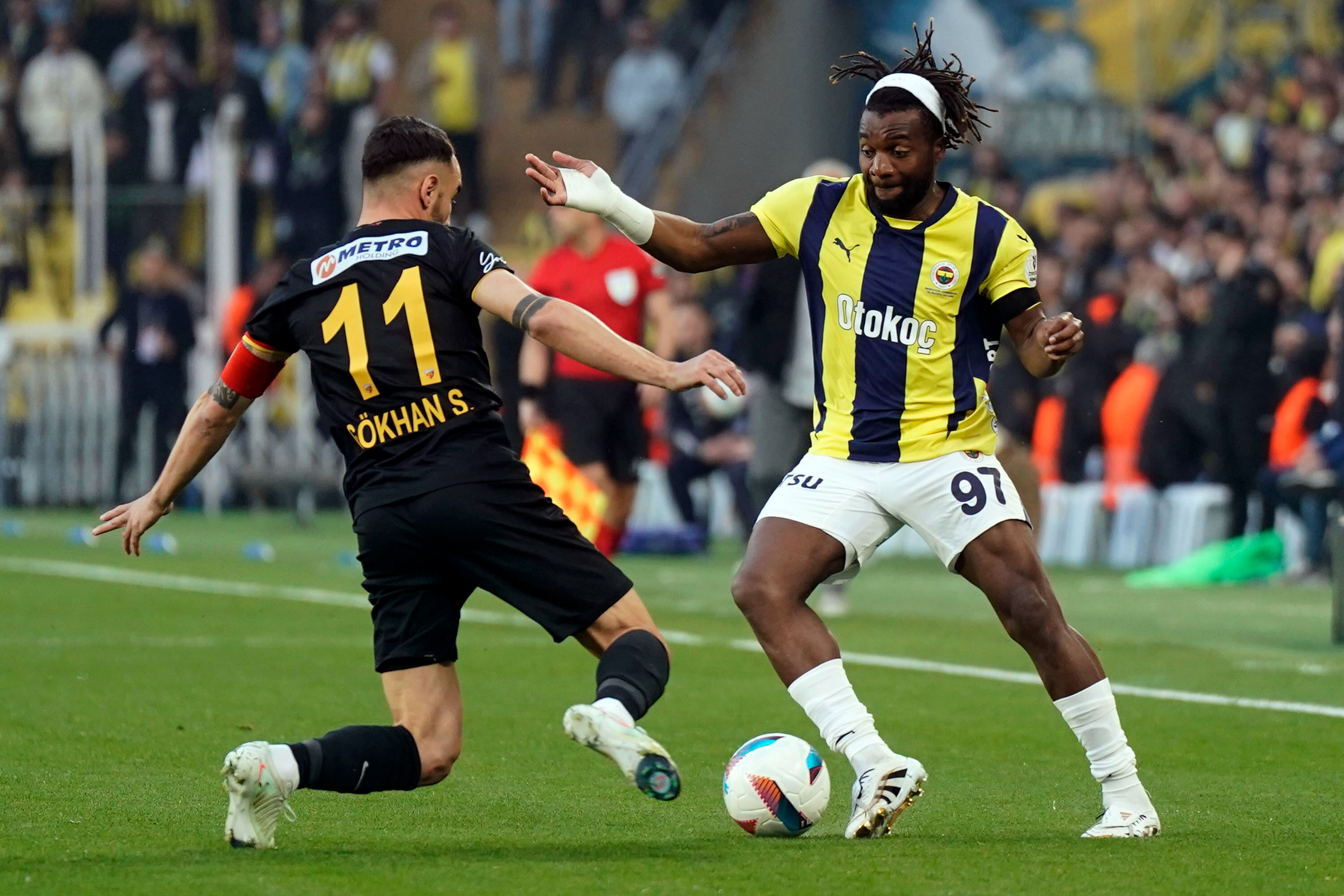 Kadıköy'de 6 gol var kazanan yok! Fenerbahçe son anda yıkıldı CANLI ANLATIM | Fenerbahçe - Kayserispor - 2. Resim