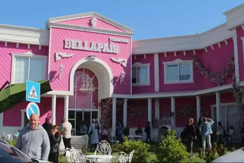 'Oturduğum villa kira' dedi çalışanlarına ateş püskürdü! Sinem Çekinmez'in son videosu olay oldu 'Oturduğum villa kira' dedi çalışanlarına ateş püskürdü! Sinem Çekinmez'in son videosu olay oldu - 6. Resim