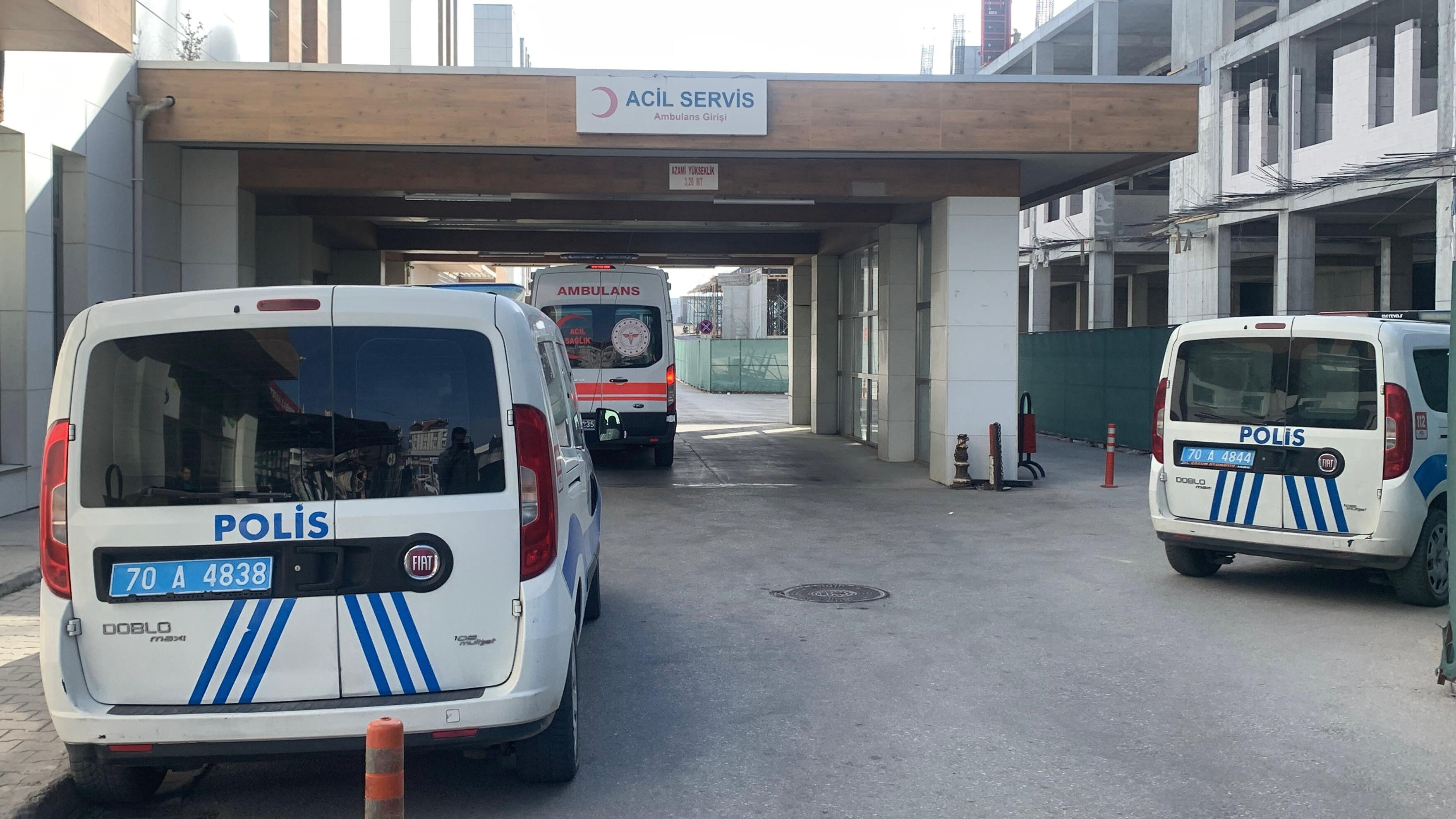 15 yaşındaki kız çocuğu hastane tuvaletinde düşük yaptı! 5 aylık cenin... 15 yaşındaki kız çocuğu hastane tuvaletinde düşük yaptı! 5 aylık cenin... - 1. Resim