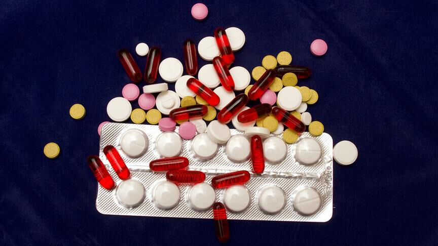 Uzmanlar uyardı: Bunları tüketirken dikkat edin: 'Fazla vitamin tüketimi farklı hastalıklara neden olabilir...