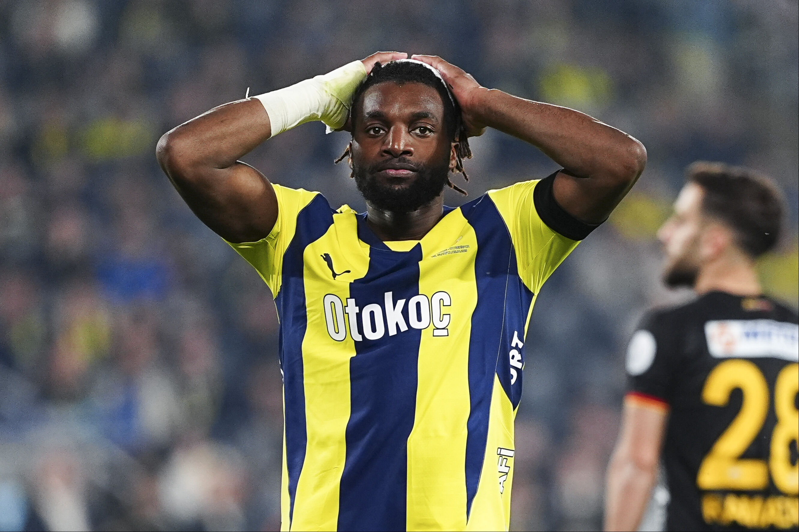 "Fark beş, bu iş bitti kardeş" | Spor yazarları Fenerbahçe için ne dedi? "Fark beş, bu iş bitti kardeş" | Spor yazarları Fenerbahçe için ne dedi? - 1. Resim