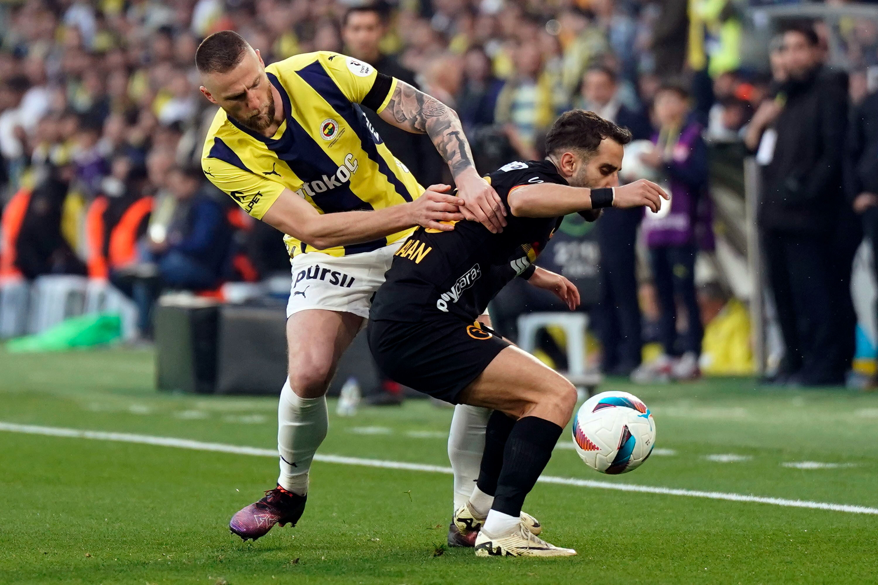 Kahırbahçe! Fenerbahçe evinde Kayserispor'la berabere kaldı... Şampiyonluk umutlarını ateşe attı - 1. Resim