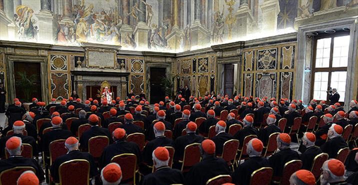 Papa seçilirken çıkan dumanların anlamı: Papa Francis'in yerine gelecek yeni Papa için meraklı bekleyiş başladı Papa seçilirken çıkan dumanların anlamı: Papa Francis'in yerine gelecek yeni Papa için meraklı bekleyiş başladı - 4. Resim