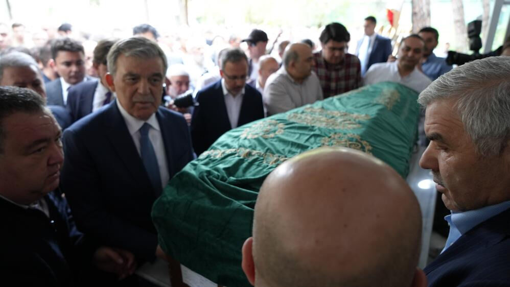 11. Cumhurbaşkanı Abdullah Gül'ün acı günü! 11. Cumhurbaşkanı Abdullah Gül'ün acı günü! - 2. Resim