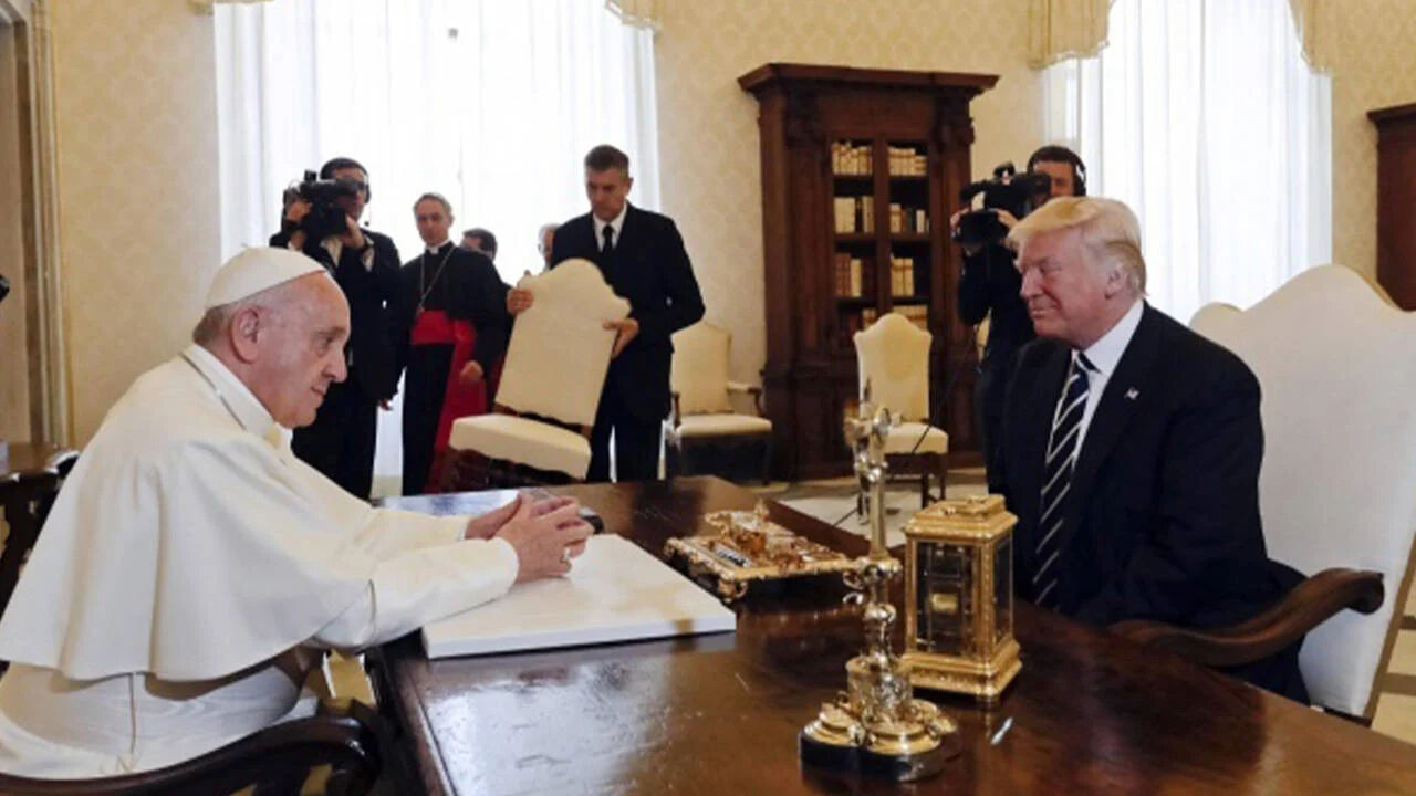 ABD'de bayraklar yarıya iniyor! Trump, ulusal yas ilan edildiğini duyurdu ABD'de bayraklar yarıya iniyor! Trump, ulusal yas ilan edildiğini duyurdu - 1. Resim