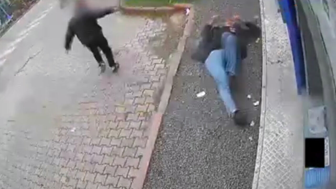 ATM'den para çekecekti! Kanlı infazda böyle can vermiş ATM'den para çekecekti! Kanlı infazda böyle can vermiş - 1. Resim