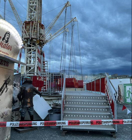 Bahar Festivali’nde atlıkarınca faciası! Çok sayıda yaralı var Bahar Festivali’nde atlıkarınca faciası! Çok sayıda yaralı var - 1. Resim