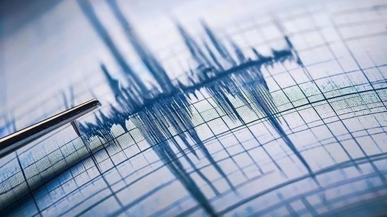 Balıkesir Bandırma'da korkutan deprem! İşte ilk veriler Balıkesir Bandırma'da korkutan deprem! İşte ilk veriler