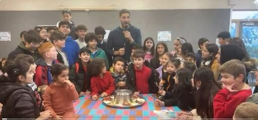 Tüm bağlantıları ortaya çıktı: Yabancı servislerin FETÖ’deki elemanı Enes Kanter FETÖ’nün istihbarat servisleri ile göbek bağı: Yabancı Servislerin FETÖ’deki elemanı Enes Kanter - 2. Resim