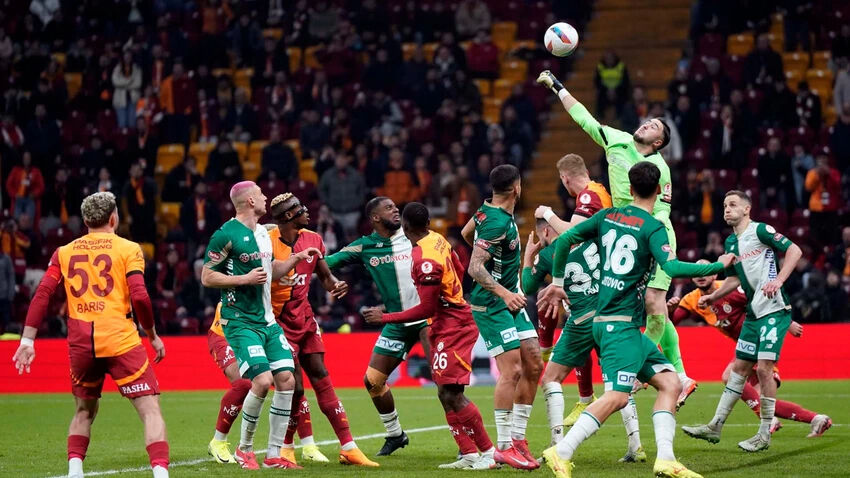 Konyaspor Galatasaray maçı hangi kanalda, şifresiz mi? Canlı yayın bilgileri belli oldu! - 3. Resim