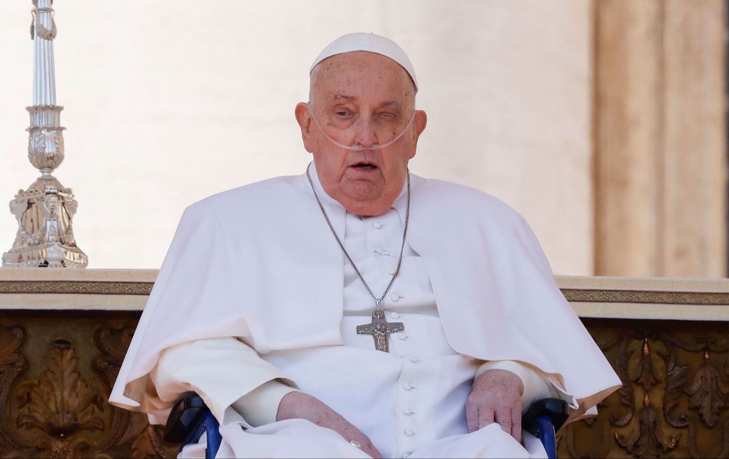 Papa'nın ölümünü tahmin etmiş olabilir mi? Nostradamus Kehanetler kitabı yeniden gündemde! Papa'nın ölümünü tahmin etmiş olabilir mi? Nostradamus Kehanetler kitabı yeniden gündemde! - 2. Resim