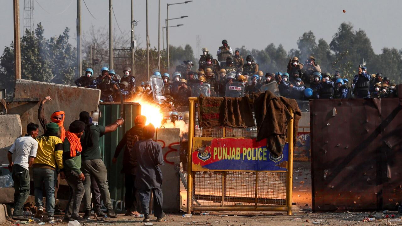 Turistlere kanlı saldırı! 26 kişi hayatını kaybetti Turistlere kanlı saldırı! 26 kişi hayatını kaybetti - 1. Resim