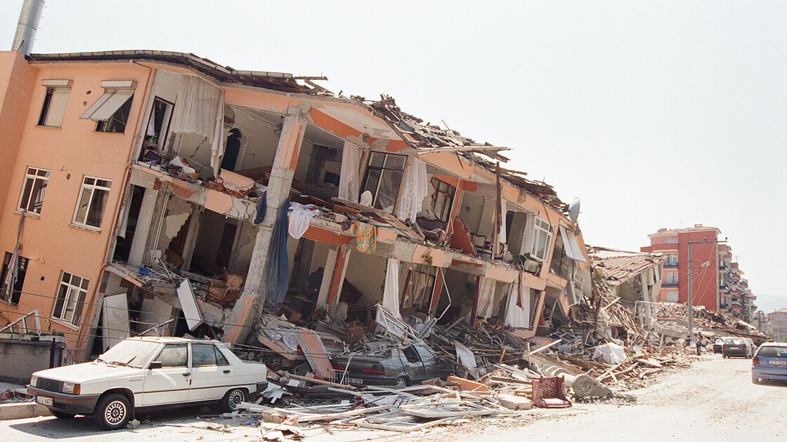 1999 depremi kaç saniye sürdü, kaç kişi öldü? 17 Ağustos 1999 depremi 1999 depremi kaç saniye sürdü, kaç kişi öldü? 17 Ağustos 1999 depremi - 4. Resim