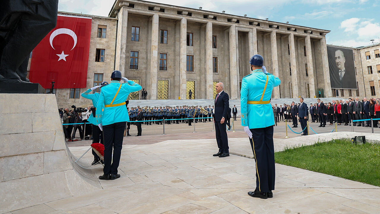 Anıtkabir'de 23 Nisan töreni... 'Milli birliğimizi korumak temel vazifemiz' - 1. Resim