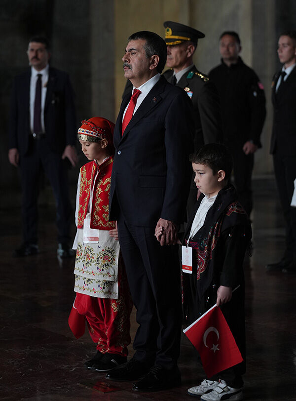 Anıtkabir'de 23 Nisan töreni... 'Milli birliğimizi korumak temel vazifemiz' - 3. Resim