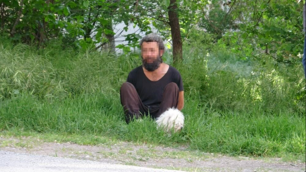 Annesinin cesediyle 2 hafta yaşadı! Şüpheli ölümden gözaltı, uyuşturucudan tutuklama Annesinin cesediyle 2 hafta yaşadı! Şüpheli ölümden gözaltı, uyuşturucudan tutuklama - 2. Resim