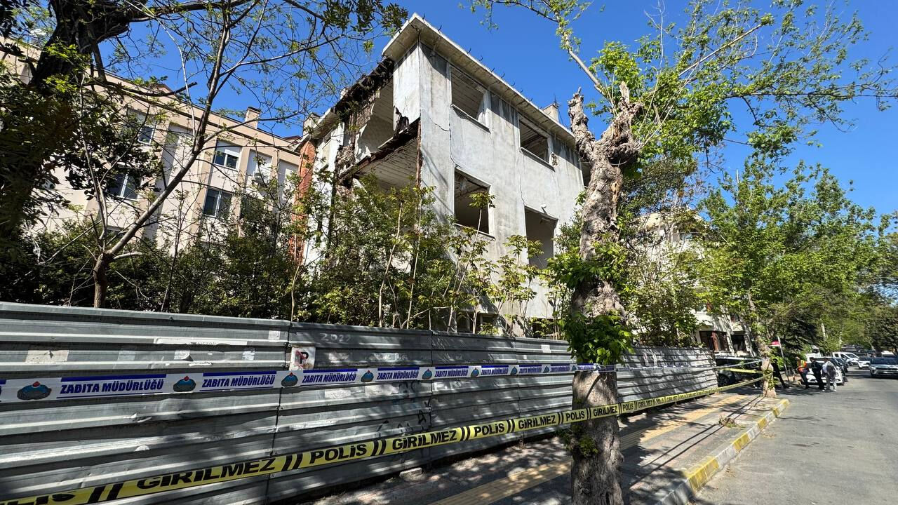 Bakan Kurum'dan deprem sonrası açıklama: İstanbul'da 12 bina tedbiren boşaltıldı - 4. Resim