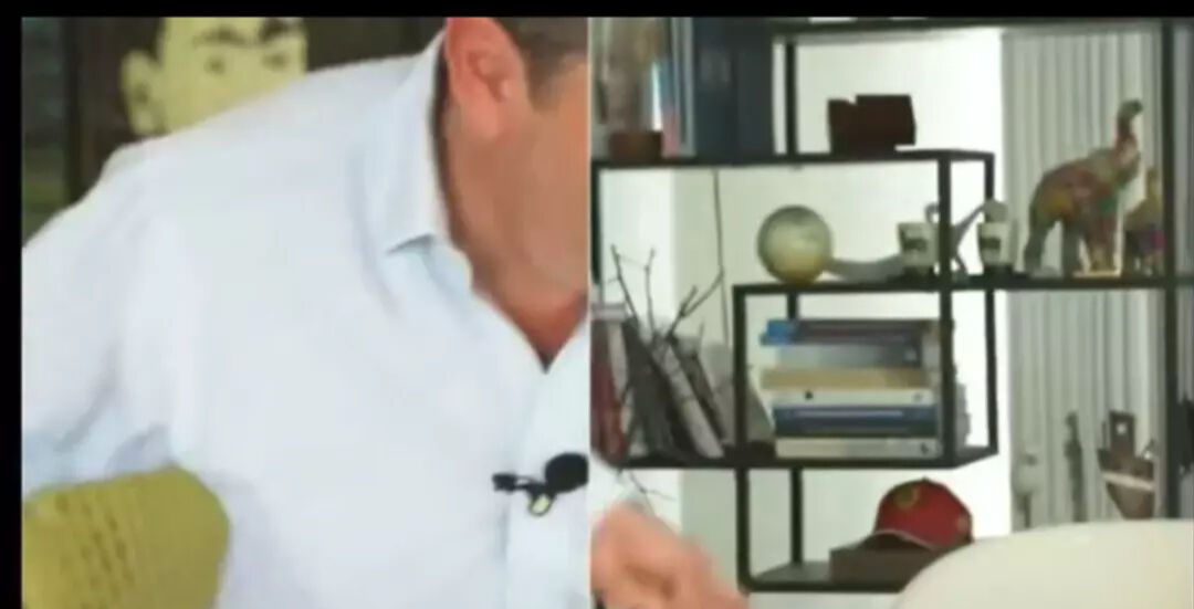 Cüneyt Özdemir depreme canlı yayında yakalandı! Apar topar yayını terk etti: "Oo dışarı çıkıyorum" Cüneyt Özdemir depreme canlı yayında yakalandı! Apar topar yayını terk etti: "Oo dışarı çıkıyorum" - 1. Resim