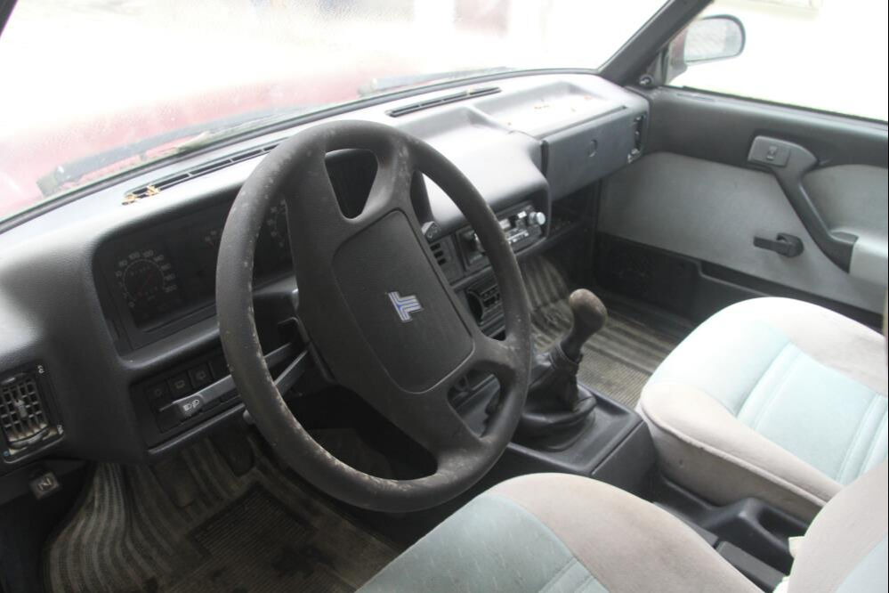 Hayalini kurarak sıfır aldığı aracı kabusu oldu! 17 yıldır marşına basamıyor - 2. Resim