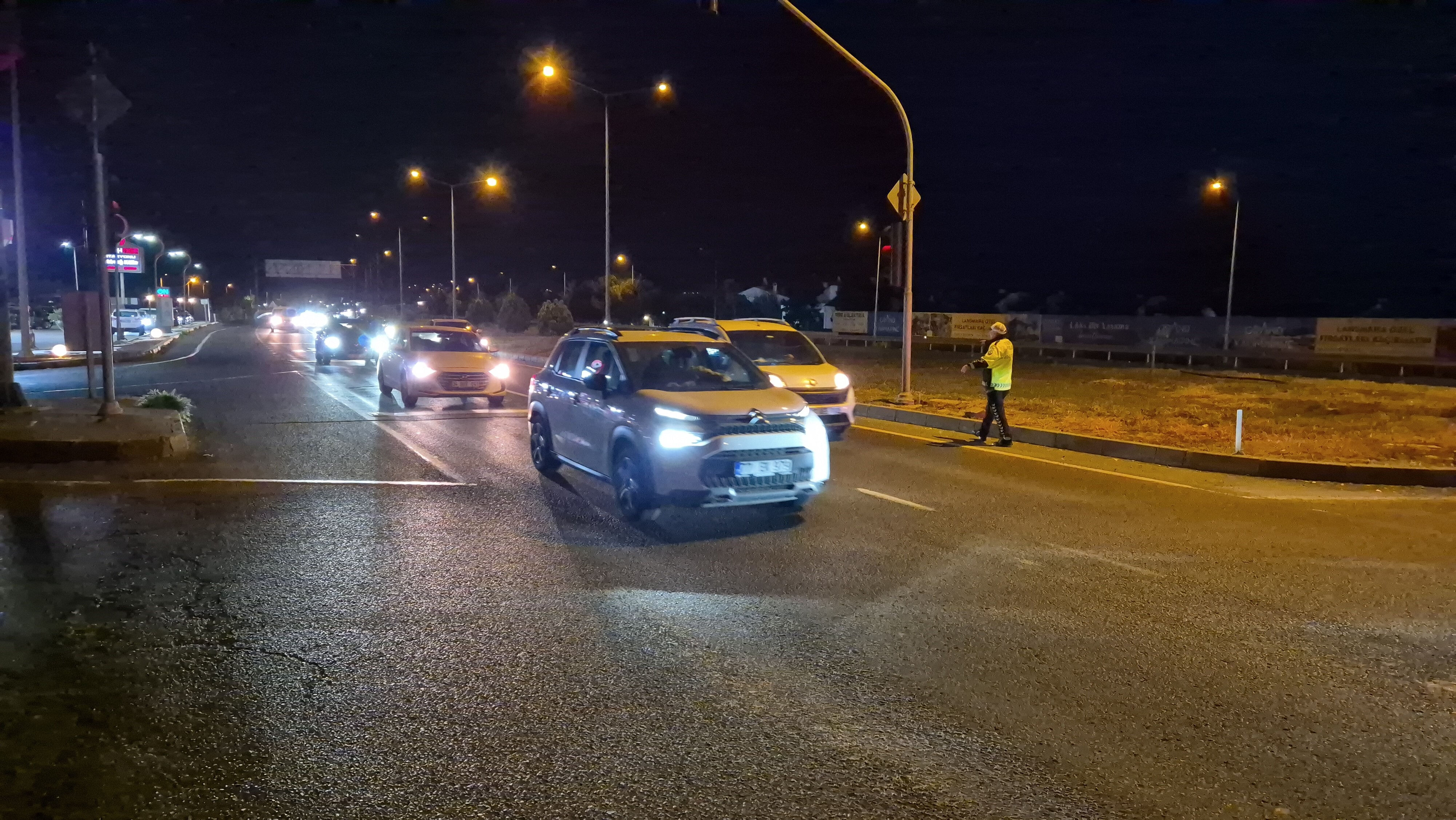 İstanbul-Tekirdağ arası yoğunluk arttı! Deprem sonrası megakentten çıkış sürüyor - 2. Resim
