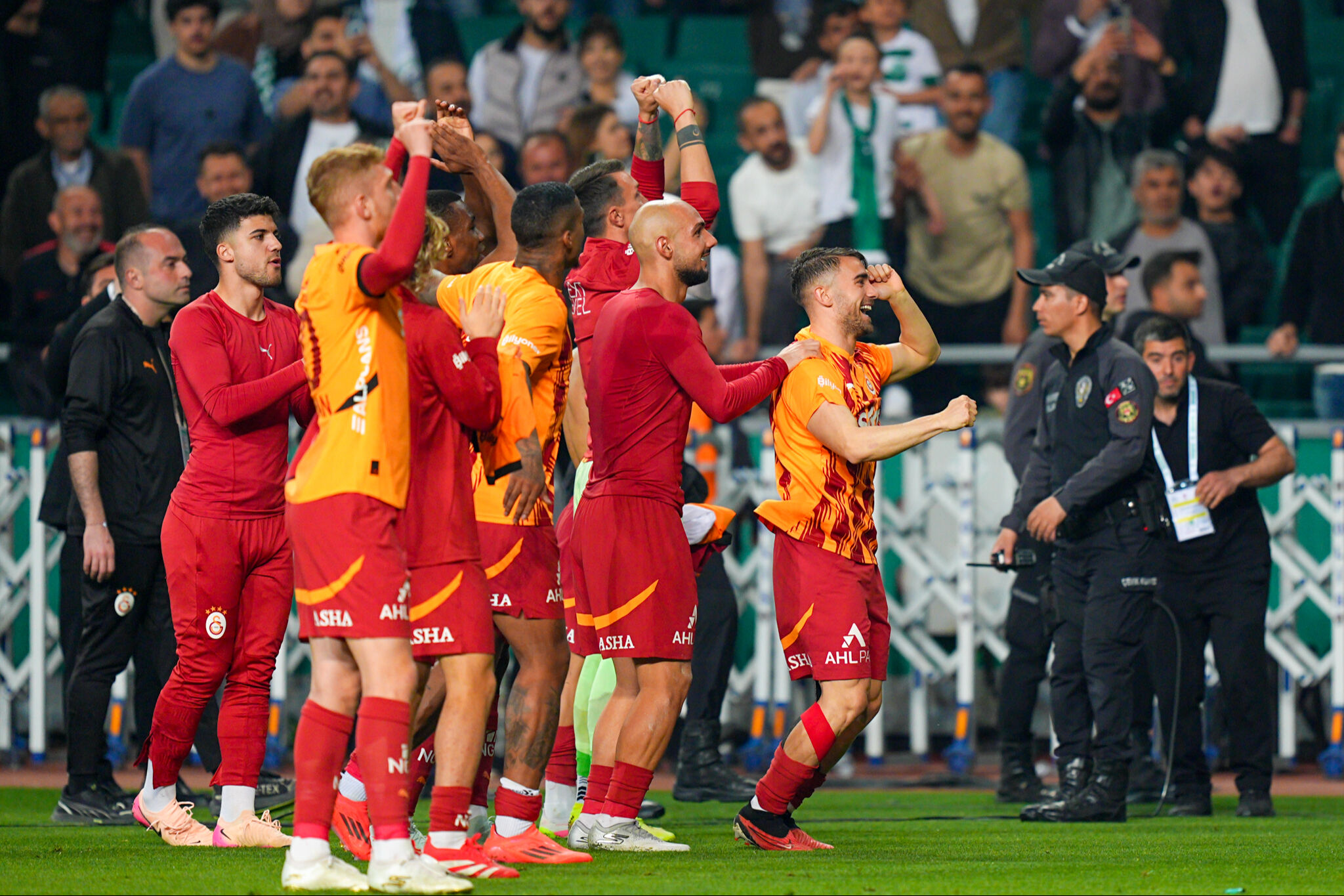"Kupa finali, lig liderliği tesadüf değil" | Spor yazarları Galatasaray için ne dedi? "Kupa finali, lig liderliği tesadüf değil" | Spor yazarları Galatasaray için ne dedi? - 1. Resim