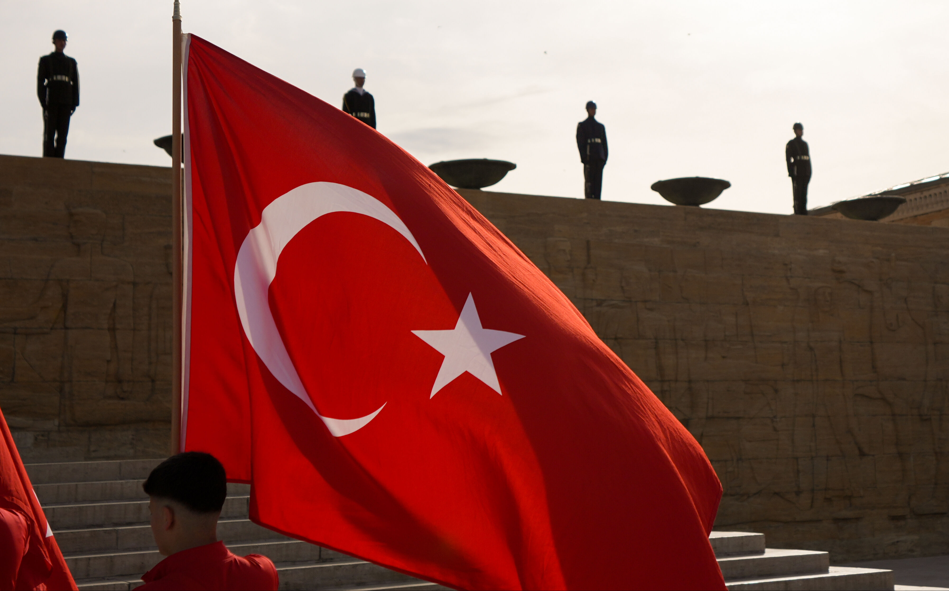 Siyasilerden 23 Nisan mesajları! "Her daim yanınızda yer alacağız" Siyasilerden 23 Nisan mesajları! "Her daim yanınızda yer alacağız" - 2. Resim