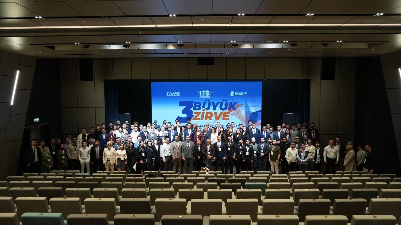 Teknoloji ve yazılım dünyası Türkiye’nin en büyük zirvesinde buluştu Teknoloji ve yazılım dünyası Türkiye’nin en büyük zirvesinde buluştu - 4. Resim