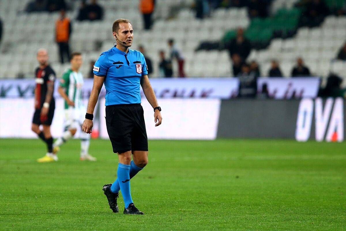 Çağdaş Altay kimdir? Eyüpspor Galatasaray maçını yönetecek Çağdaş Altay'ın istatistikleri gündemde! Çağdaş Altay kimdir? Eyüpspor Galatasaray maçını yönetecek Çağdaş Altay'ın istatistikleri gündemde! - 1. Resim