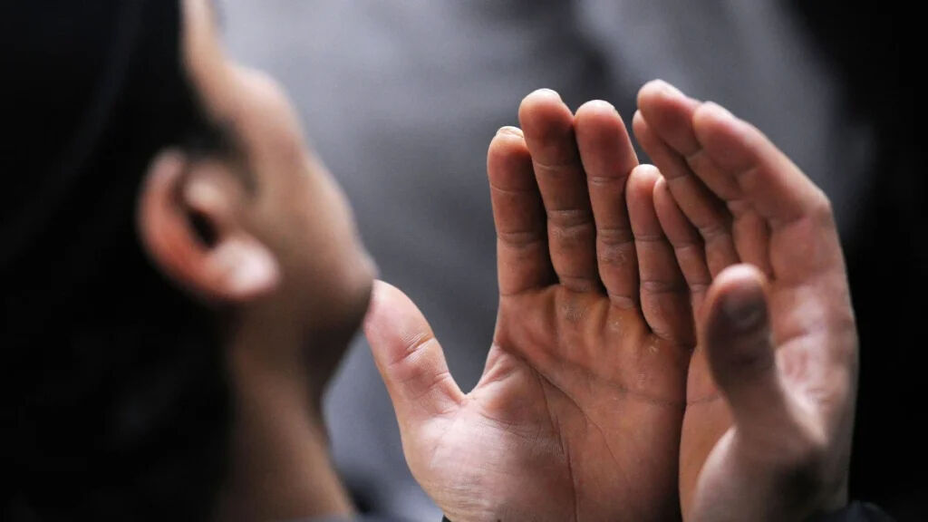 Depremde okunacak dualar ve sureler: Korku, bela ve afetten korunma duaları Depremde okunacak dualar ve sureler: Korku, bela ve afetten korunma duaları - 7. Resim