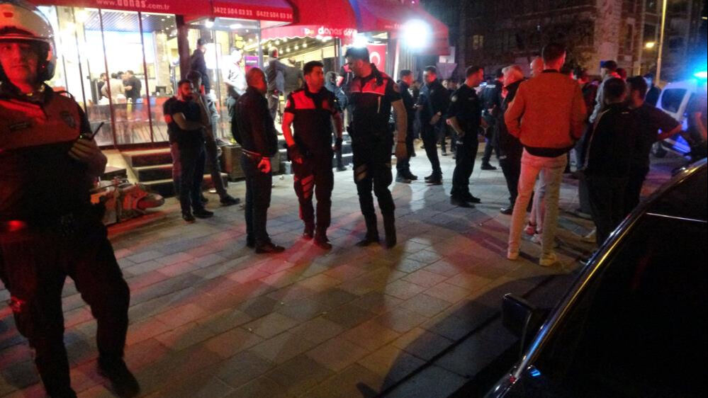 Malatya'da gece yarısı ortalık karıştı! Bölgeye çok sayıda ekip sevk edildi Malatya'da gece yarısı ortalık karıştı! Bölgeye çok sayıda ekip sevk edildi - 2. Resim