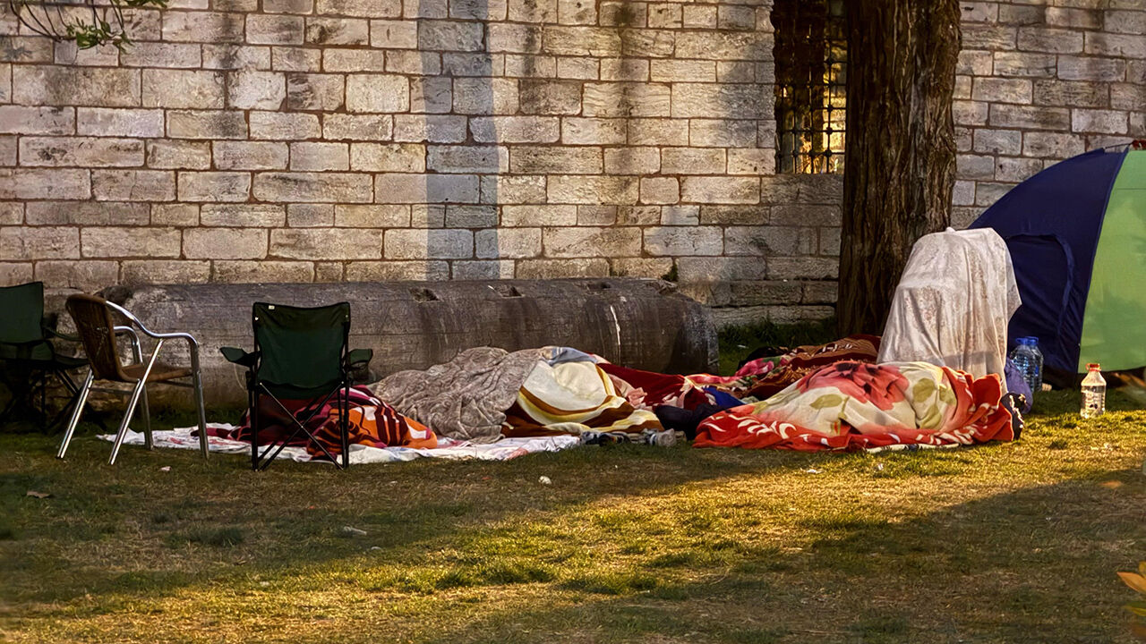 Mimar Sinan'ın camisi sığınak oldu! Depremin ardından geceyi huzurla geçirdiler - 1. Resim