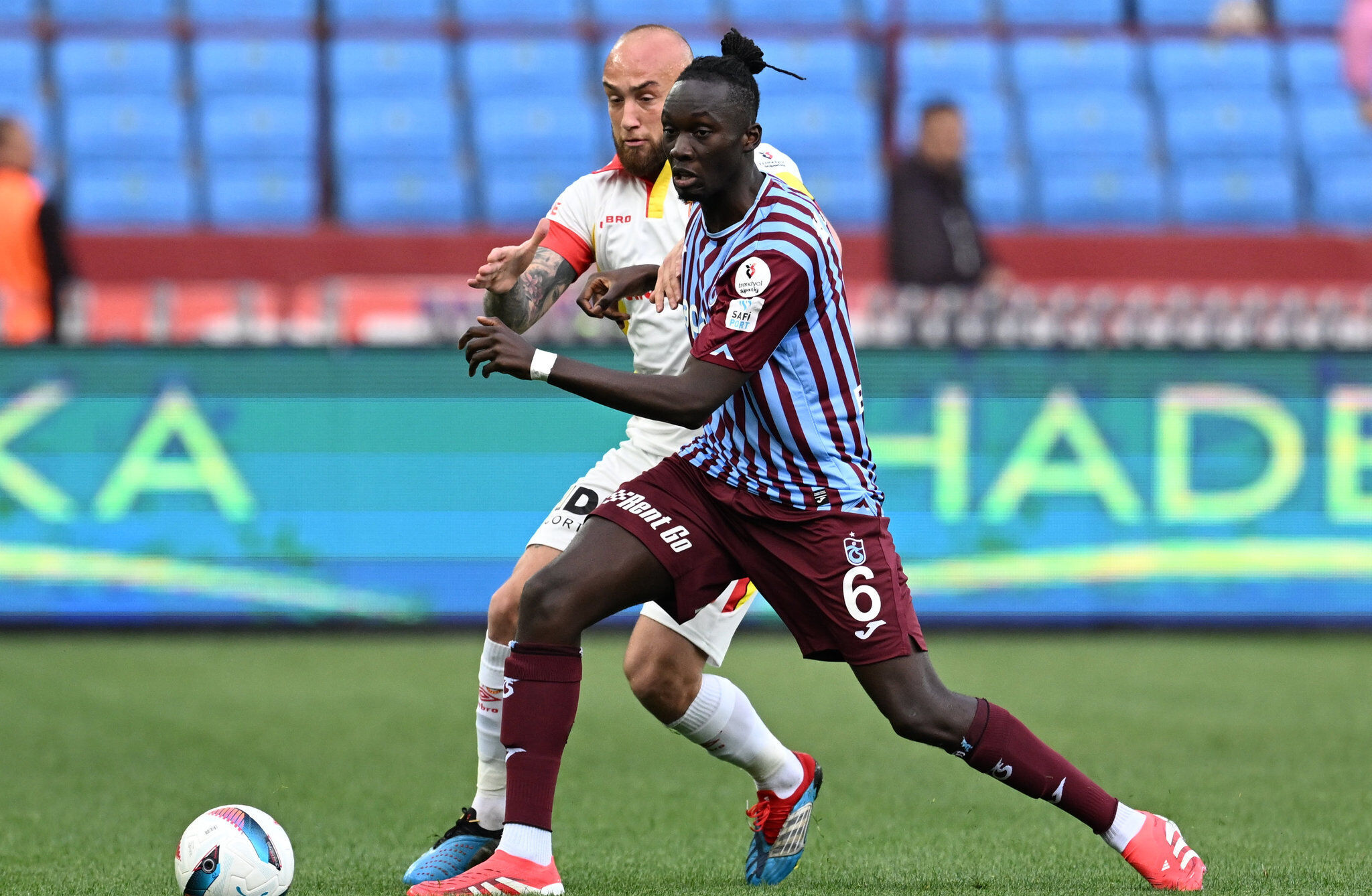 Trabzonspor Göztepe maçı ilk 11'ler belli oldu mu? Maç kadrosu netleşti - 1. Resim