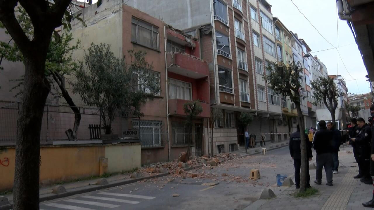 Bakan Kurum İstanbul depreminde en çok ihbar gelen ilçeleri açıkladı: O ilçeden 591 ihbar Bakan Kurum İstanbul depreminde en çok ihbar gelen ilçeleri açıkladı: O ilçeden 591 ihbar - 1. Resim