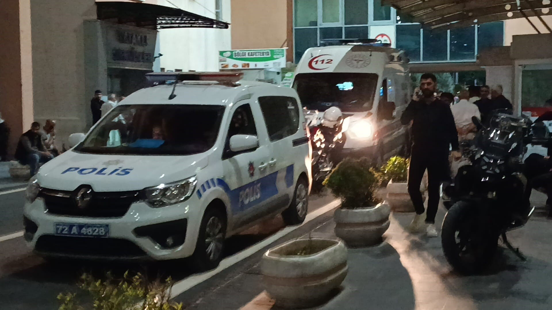 Bu kadarı da pes dedirtti! Tespih kavgasında silahlar konuştu Bu kadarı da pes dedirtti! Tespih kavgasında silahlar konuştu - 1. Resim