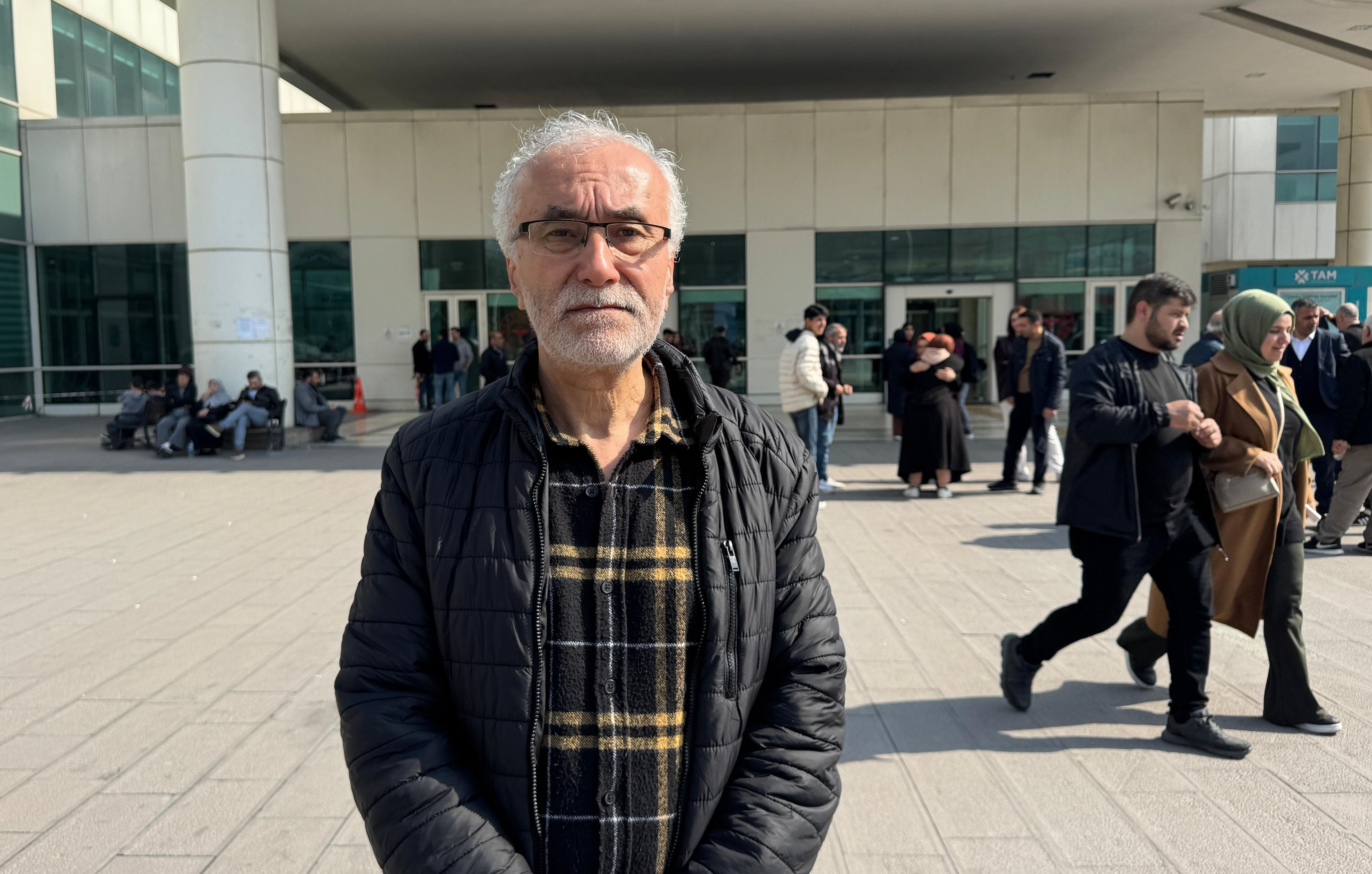 Eyüpsultan'da taksiciye dehşeti yaşatmıştı! İngiliz boksör kıskıvrak yakalandı Eyüpsultan'da taksiciye dehşeti yaşatmıştı! İngiliz boksör kıskıvrak yakalandı - 1. Resim