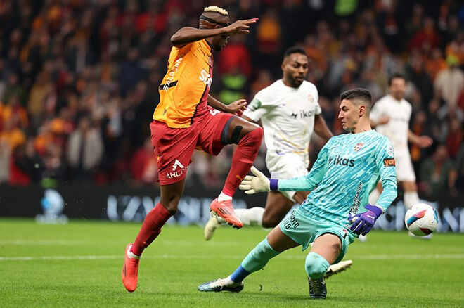 Galatasaray maçı öncesi Eyüpspor'da kriz var! Futbolcular protestoya hazırlanıyor Galatasaray maçı öncesi Eyüpspor'da kriz var! Futbolcular protestoya hazırlanıyor - 1. Resim