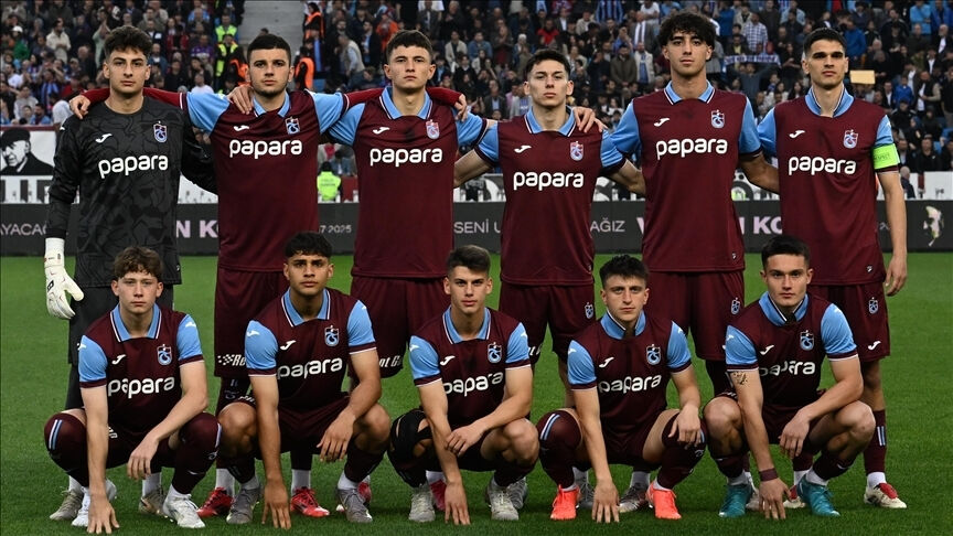Salzburg Trabzonspor maçı ne zaman, saat kaçta, hangi kanalda? UEFA Gençlik Ligi yarı final karşılaşması şifresiz yayınlanacak Salzburg Trabzonspor maçı ne zaman, saat kaçta, hangi kanalda? UEFA Gençlik Ligi yarı final karşılaşması şifresiz yayınlanacak - 1. Resim